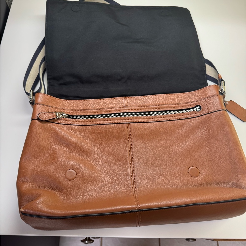 Coach Brown Leather Messenger Bag with Striped Strap - Picture 3 of 7